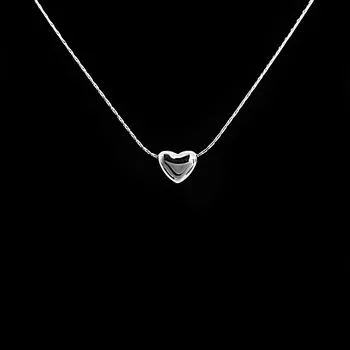 Náhrdelník Jemný náhrdelník se srdcem z chirurgické oceli č. 1618