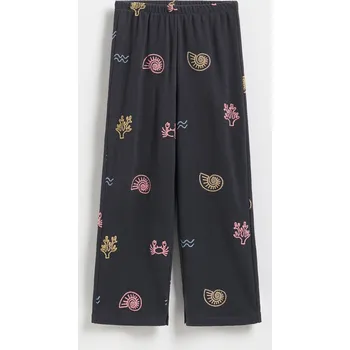 Dívčí oblečení Reserved - Pletené kalhoty s výšivkou - tmavě šedá - 852CY-90X - 852CY-90X-146