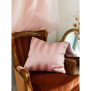 Polštář Sinsay - Saténový polštář s žakárovými pruhy - červená - 657FT-33X - 657FT-33X-ONE