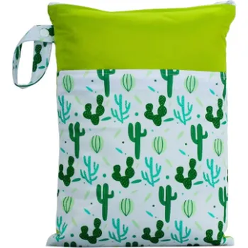 Přebalování Univerzální, voděodolný obal na náhradní pleny s poutkem -25x35 cm Motiv: T - kaktus