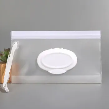 Obal na dětské vlhčené ubrousky s klipem do kočárku | obal na ubrousky, doplněk ke kočárku - jako obrázek-350850