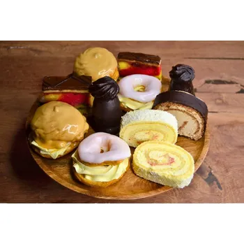 Jedlá dekorace na dort Tradiční zákusky - mix 12 ks