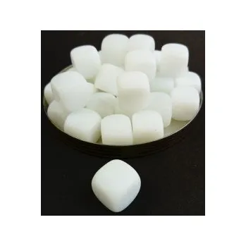 Korálek korálky skleněné - kostky mléčné 15x15x15mm