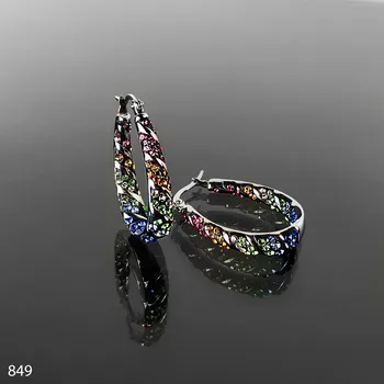 Náušnice Exkluzivní ocelové náušnice zabalené v dárkové krabičce č. 849