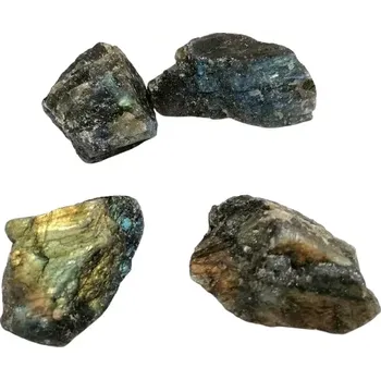 Přírodní kámen Kusy labradoritu 35–65 g – přírodní minerál s iridescencí (cena za 1 ks)