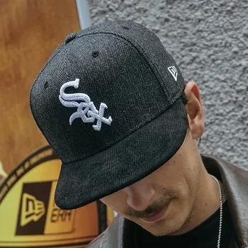 Kšiltovka Kšiltovka New Era - MLB Cord 59FIFTY - Chicago White Sox - Black / White velikosti fitted caps 7 (55.8 cm)