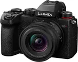 Panasonic LUMIX S5D + Lumix S 18-40mm f/4.5-6.3