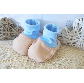 Kojenecké oblečení AMÁLKA Bavlněné capáčky pro miminko, oříškové s modrou Velikost: 68-80