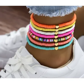 Řetízek B-TOP Sada 7 barevných řetízků na nohu s pryžovými korálky a zlatým srdíčkem