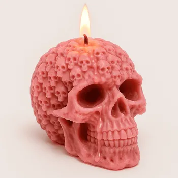 Svíčka Vonná svíčka Lebka z lebek | 185 g | Svíčkománie3D | Barva: Růžová