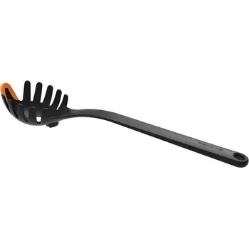 Naběračka Fiskars 1027301 černá