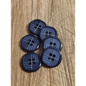 Knoflík Knoflík čtyřdírkový barva černá s bílými čarami