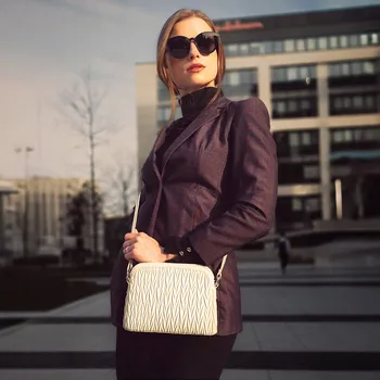 Kabelka Kabelka crossbody Le Sands krémová 4357 K