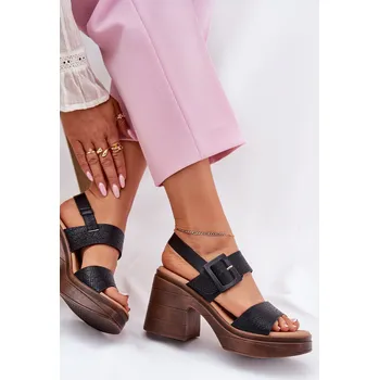 Dámské sandále Dámské sandály na masivním podpatku a platformě Vinceza 17387 Barva: Černá, Velikost: 38