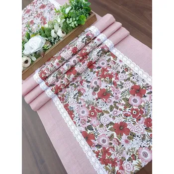 ubrus Běhoun - šípkové růže a vlčí máky s růžovou v režném efektu