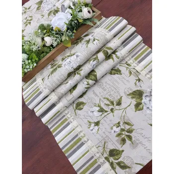 ubrus Běhoun - vintage růže v zelenošedých tónech