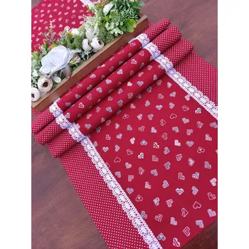 ubrus Běhoun - červená srdce drobná v kombinaci s puntíkem