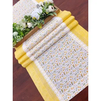 ubrus Běhoun - kuřátka a housátka v kombinaci se žlutou