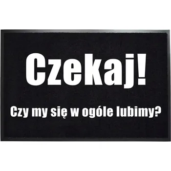 VSTUPNÍ ROHOŽKA ČERNÁ PŘED DVEŘE HIT NÁPIS MÁME SE VŮBEC RÁDI?