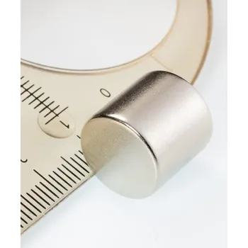 Dekorativní magnet Magsy Neodymový magnet válec pr.14x14 N 80 °C, VMM7-N42 Počet kusů: 6 ks