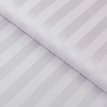 Damašková látka - Světle šedé proužky se saténovým leskem 240 cm