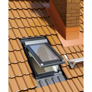 Střešní výlez horní výklop PVC 2sklo IGWX+ E2 55x98 ntegr. Lemování AKP