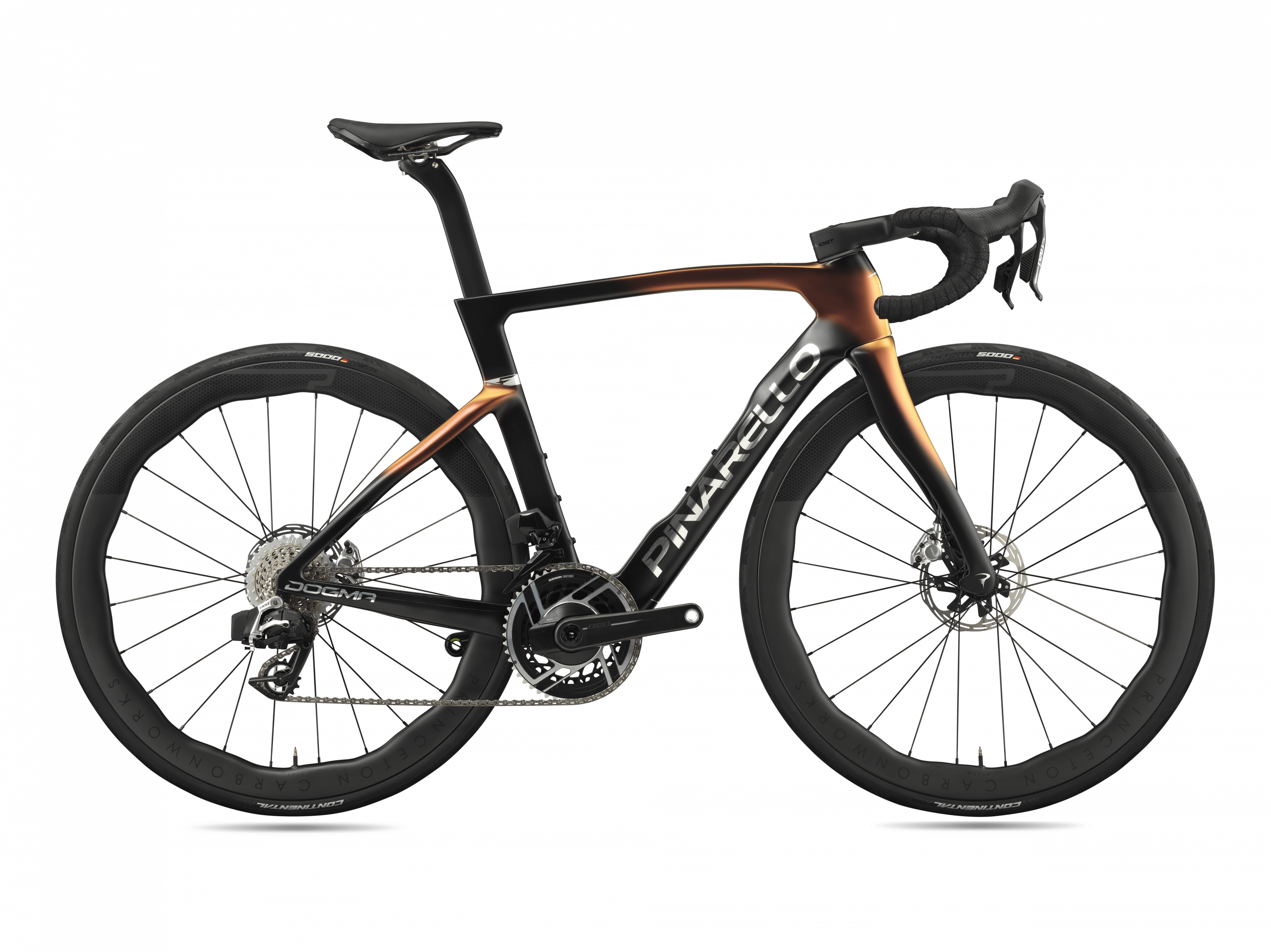 Silniční kolo Pinarello Dogma F | Red AXS 2x12 DB (MY26) 2025 560 černá/zlatá - 10 % pro přihlášené BFEXTRA10