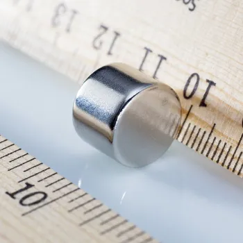 Dekorativní magnet Magsy Neodymový magnet válec pr.12x9 N 80 °C, VMM7-N42 Počet kusů: 1 ks