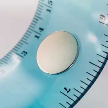 Dekorativní magnet Magsy Neodymový magnet válec pr.15x1 N 80 °C, VMM7-N42 Počet kusů: 100 ks