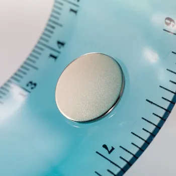 Dekorativní magnet Magsy Neodymový magnet válec pr.14x1 N 80 °C, VMM7-N42 Počet kusů: 1800 ks