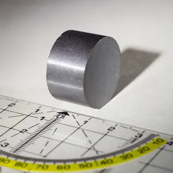 Dekorativní magnet Magsy Feritový magnet válec pr.25x15
