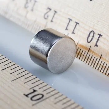 Magsy Neodymový magnet válec pr.11x8 N 80 °C, VMM7-N42 Počet kusů: 1 ks