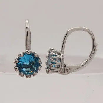 Náušnice Stříbrné náušnice s klasickým zapínáním