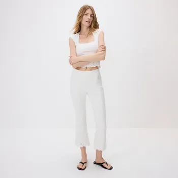 Dámské kalhoty Reserved - Rozšířené kalhoty s krajkovým zakončením - krémová - YH555-01X - YH555-01X-S