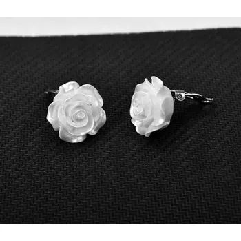 Náušnice B-TOP Retro náušnice klipsy Bílé Květy Typ: Typ 1