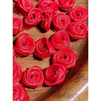 Stuha Saténová textilní růže Ø13-15 mm červená