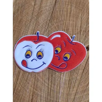 Textilní nažehlovací páska Nažehlovačka třpytivé ovoce červená jablíčka
