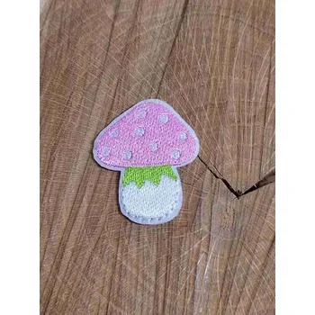 Textilní nažehlovací páska Nažehlovačka vyšívaná mochomůrka