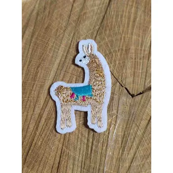 Textilní nažehlovací páska Nažehlovačka lama barva hnědá