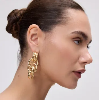 Náušnice Reserved - Kruhové náušnice s přívěsky - zlatý - 290FD-GLD - 290FD-GLD-ONE