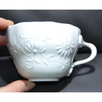 cibulák bílý Elegance šálek B český porcelán Dubí