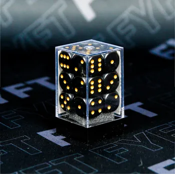 Příslušenství k deskovým hrám Sada 12 kostek D6 - Black / Gold (Chessex)