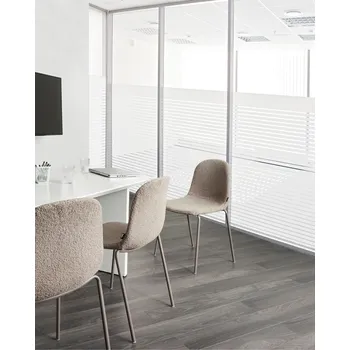 Jídelní židle Sada 2 konferenčních židlí taupe buklé čalounění železné nohy stohovatelné bez područek kancelář Beliani