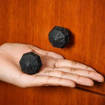 Karnevalový kostým Výprodej Kovaná železná úchytka Gotik, 3,5 cm - Outlet