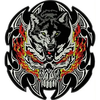 Nášivka nášivka vlk s plameny
