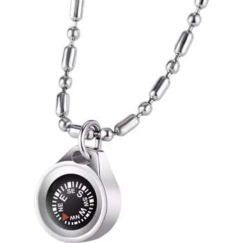 Přívěsek Ocelový talisman pro dobrodruhy – Kompas s mottem