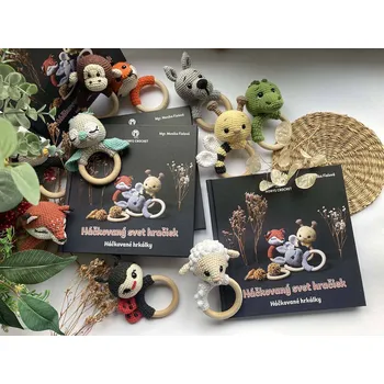 Časopis Háčkovaný svět hraček - háčkovaná chrastítka - Monika Fialová [SK]