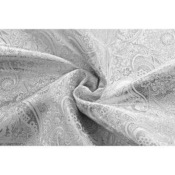 Brokát - Bílý se stříbrným vzorováním