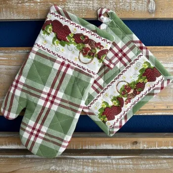 Chňapka Texicop s.r.o. Set chňapka s podložkou - JAHODY varianta: set jahody - 1ks