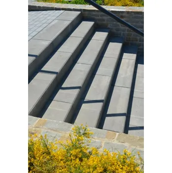 Schodiště AZ BETON Schodišťový stupeň 900x340x150mm, šedá